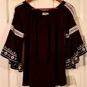 Size Large Style & Company Black pheasant style, angel wing sleeves blouse/top